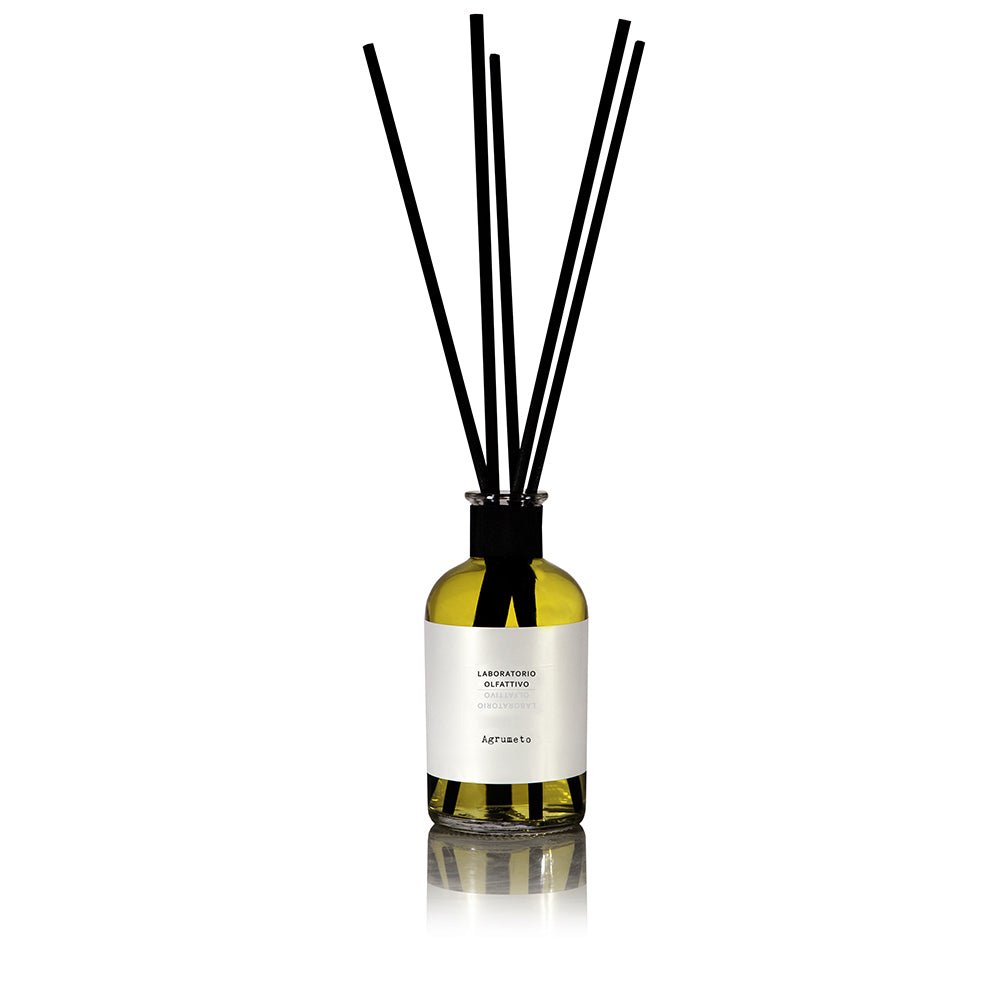 Flakon des Nischenparfums Agrumeto Diffuser von Laboratorio Olfattivo