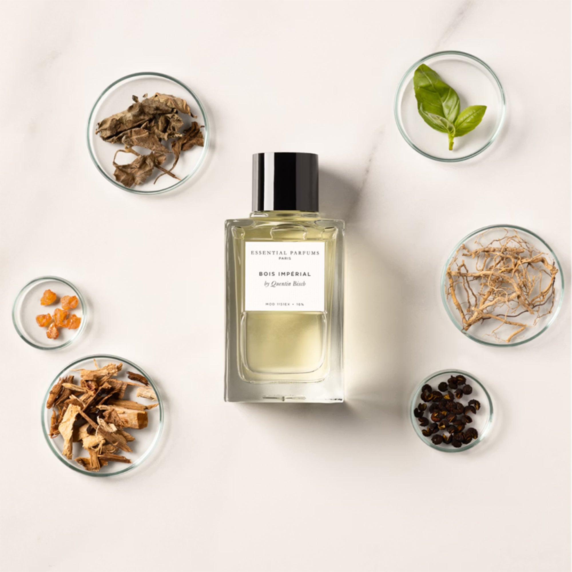 Flakon des Nischenparfums Bois Imperial von Essential Parfums