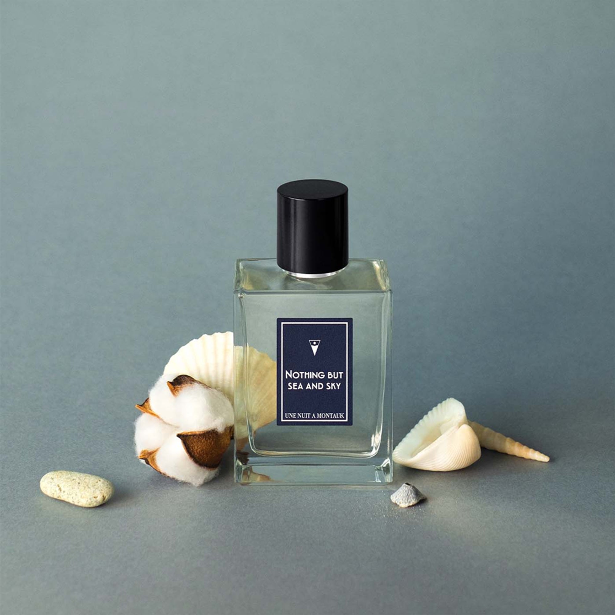 Flakon des Nischenparfums Nothing But Sea And Sky von Une Nuit Nomade