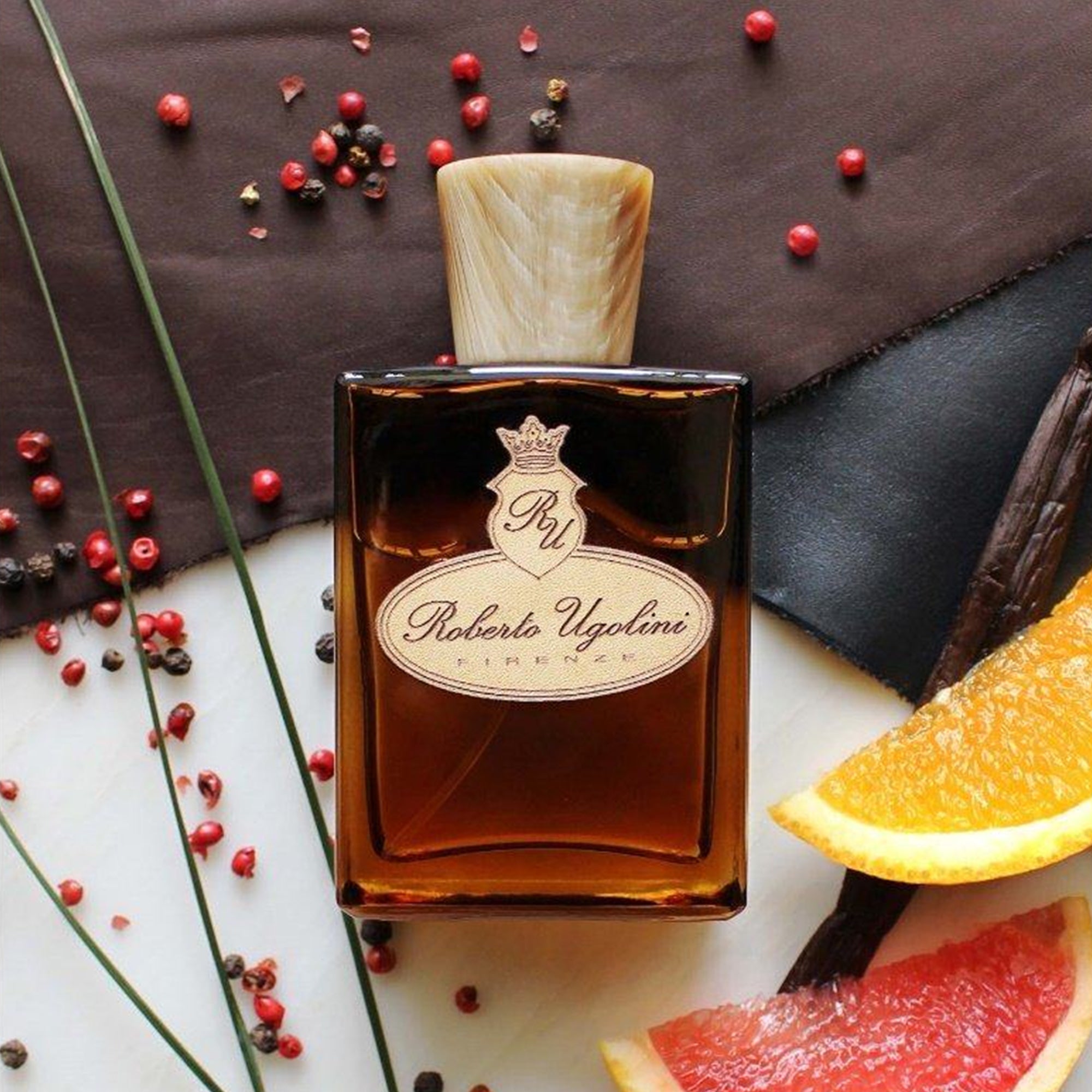 Flakon des Nischenparfums Oxford von Roberto Ugolini