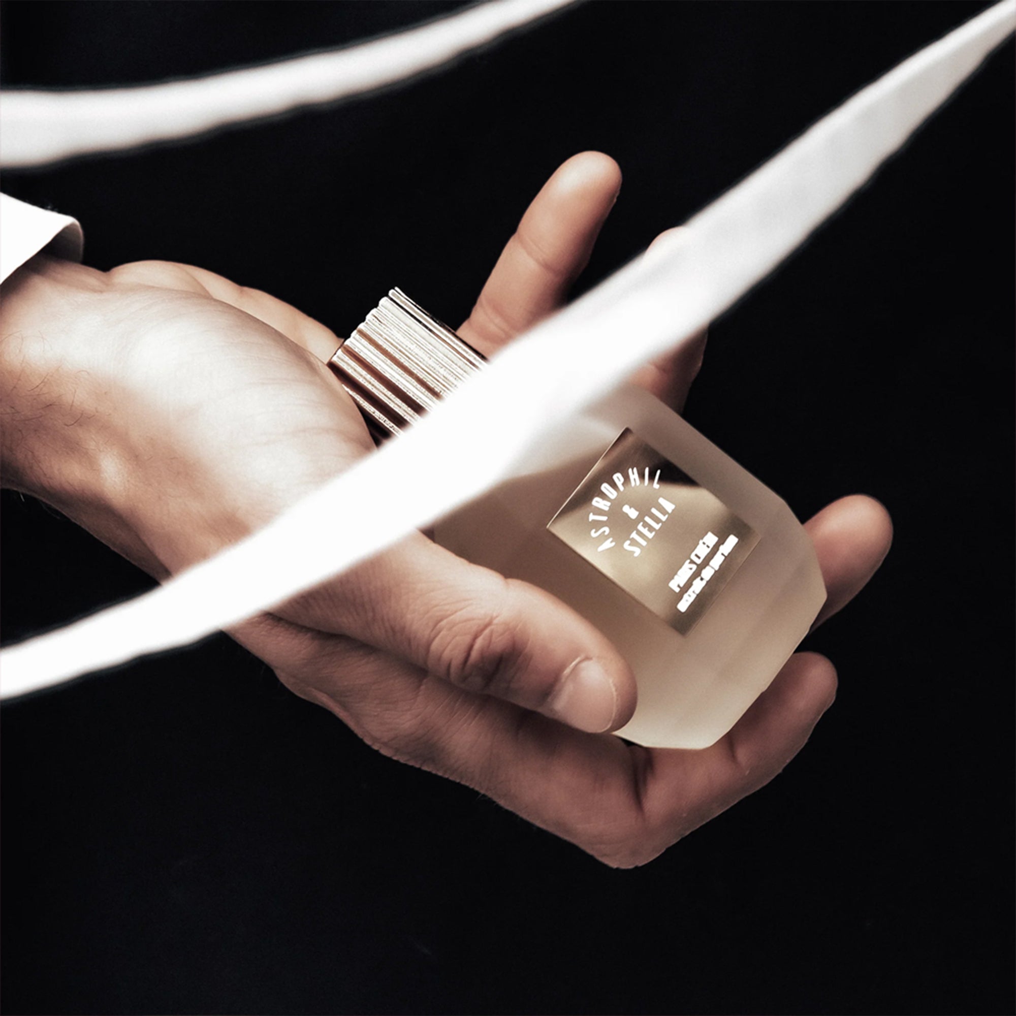 Flakon des Nischenparfums Paris Chéri von Astrophil & Stella