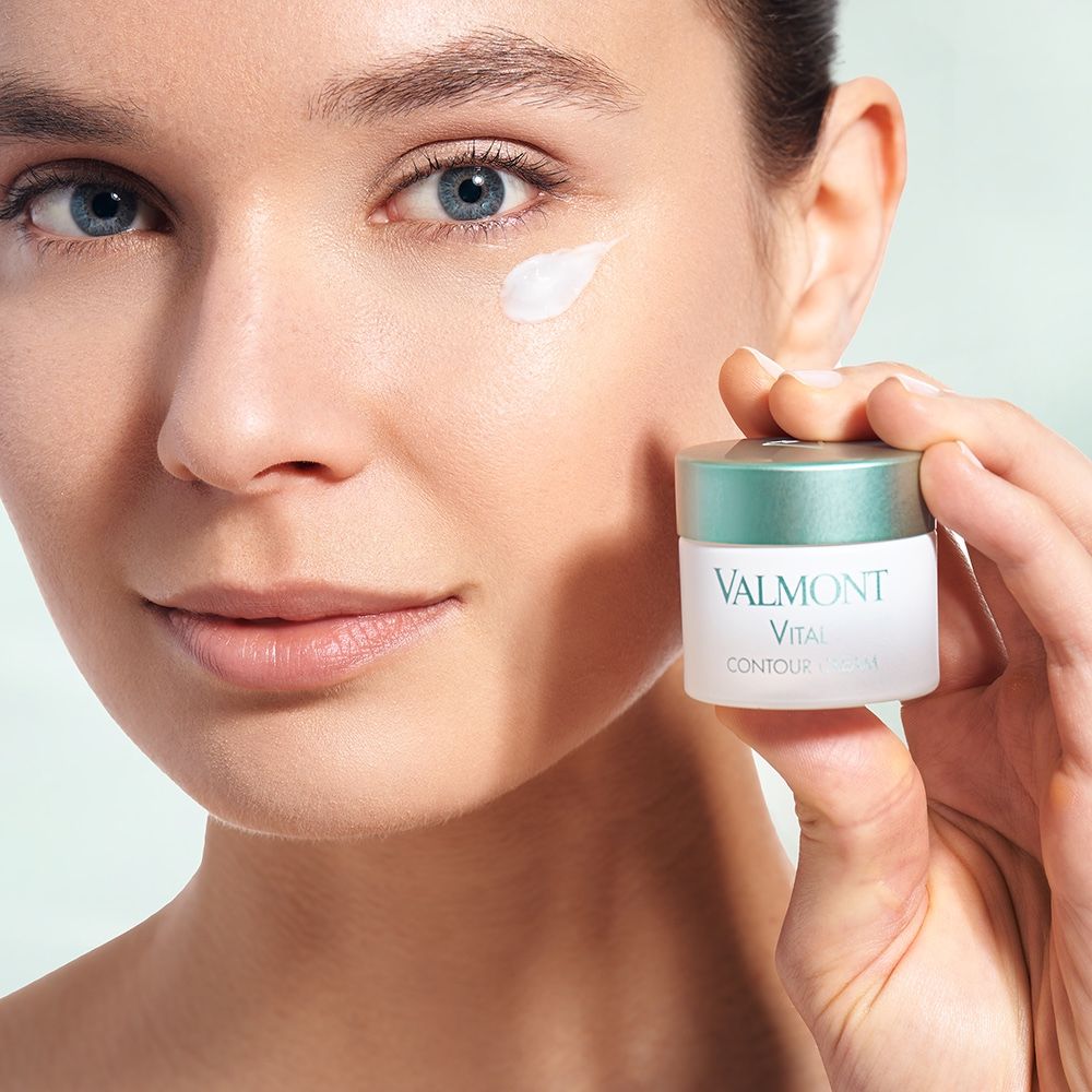 VITAL CONTOUR CREAM von Valmont